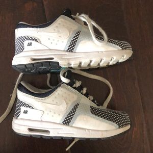 Nike Airmax toddler shoes